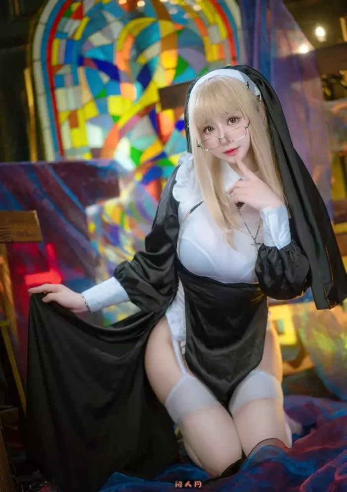 动漫博主@叉子宝宝暴躁小姐姐写真作品套图 美图合集 第1张-闲人网 动漫博主@叉子宝宝暴躁小姐姐写真作品套图