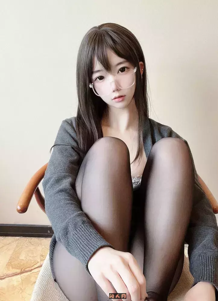 莉犬酱-眼镜妹性感自拍写真作品合集 美图合集 第1张-闲人网 莉犬酱-眼镜妹性感自拍写真作品合集