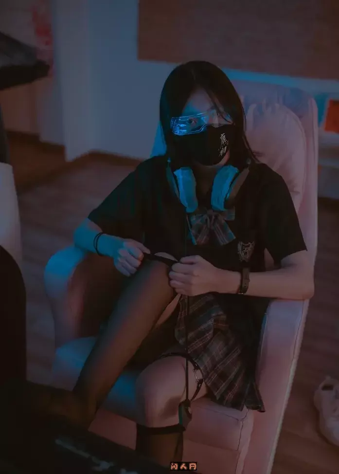 鹿初少女 – 高质量妹子Coser性感写真合集 美图合集 第1张-闲人网 鹿初少女 – 高质量妹子Coser性感写真合集