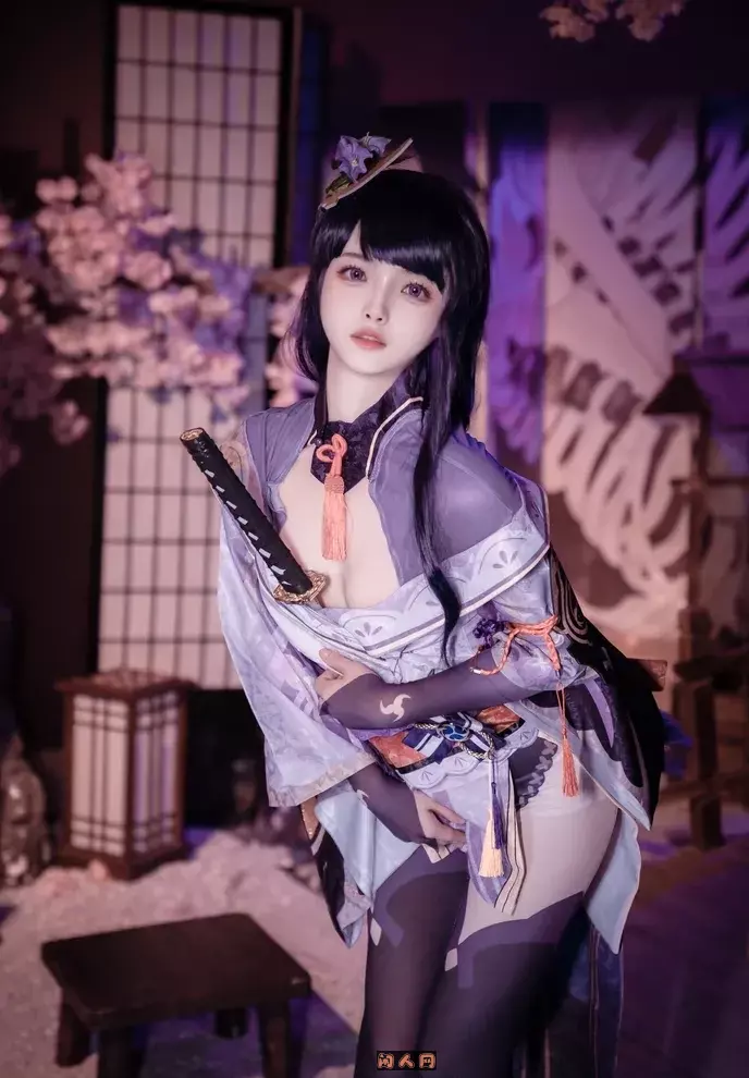 动漫博主@白莉爱吃巧克力 – 可爱妹子Coser性感写真合集 美图合集 第3张