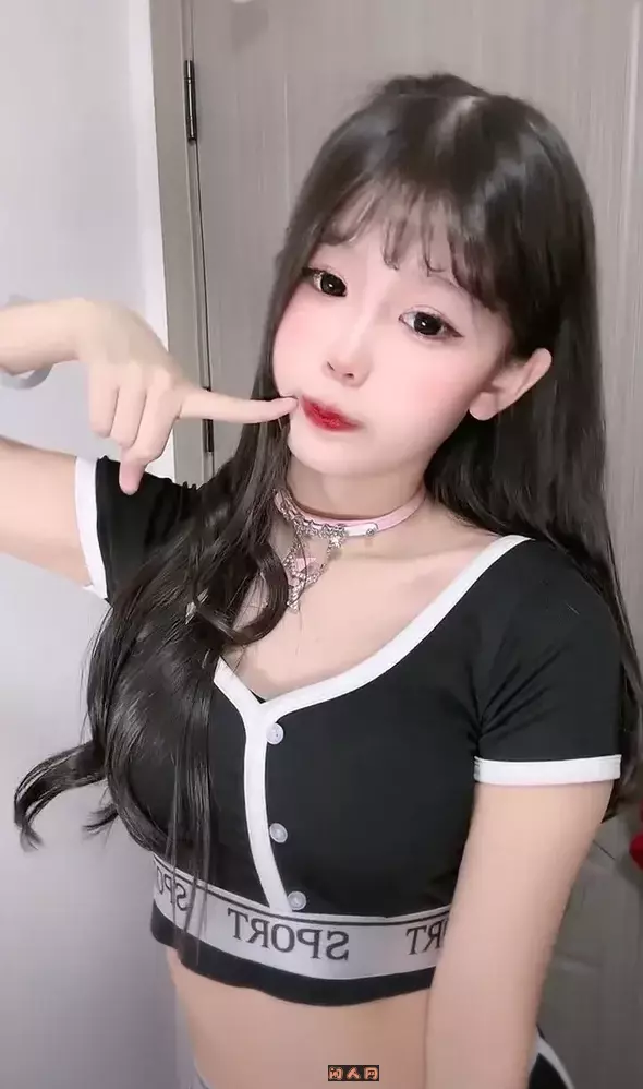 抖音主播@萱萱仙女 2024年4月热舞视频合集 抖音快手 第3张-闲人网 抖音主播@萱萱仙女 2024年4月热舞视频合集