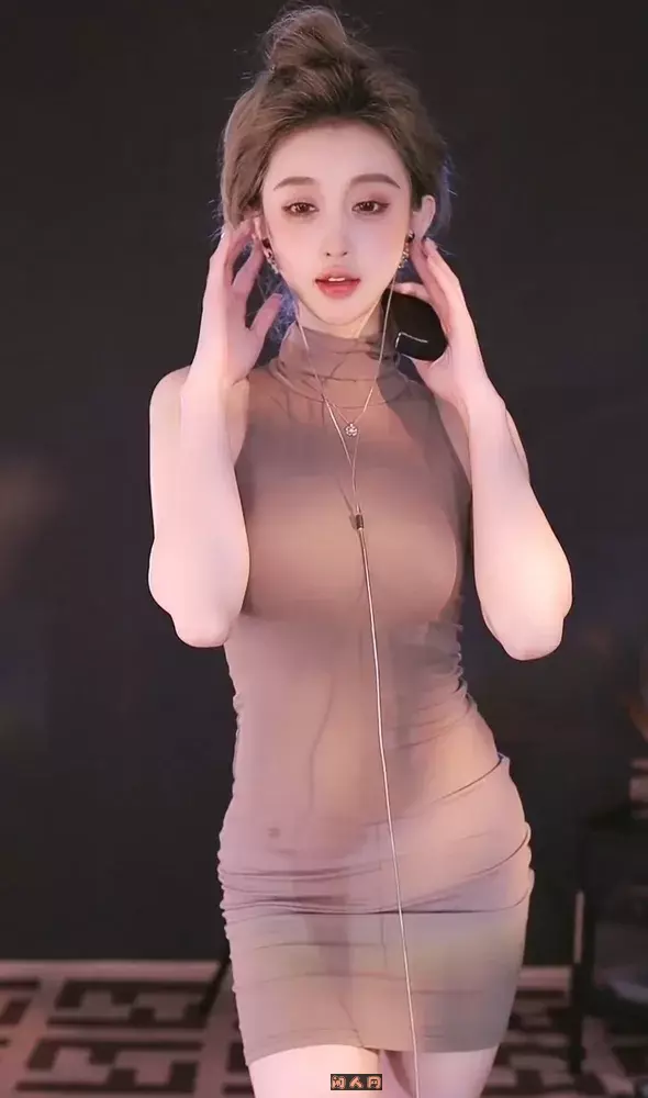抖音主播@奶油米yoo 2024年4月热舞视频合集 抖音快手 第3张-闲人网 抖音主播@奶油米yoo 2024年4月热舞视频合集