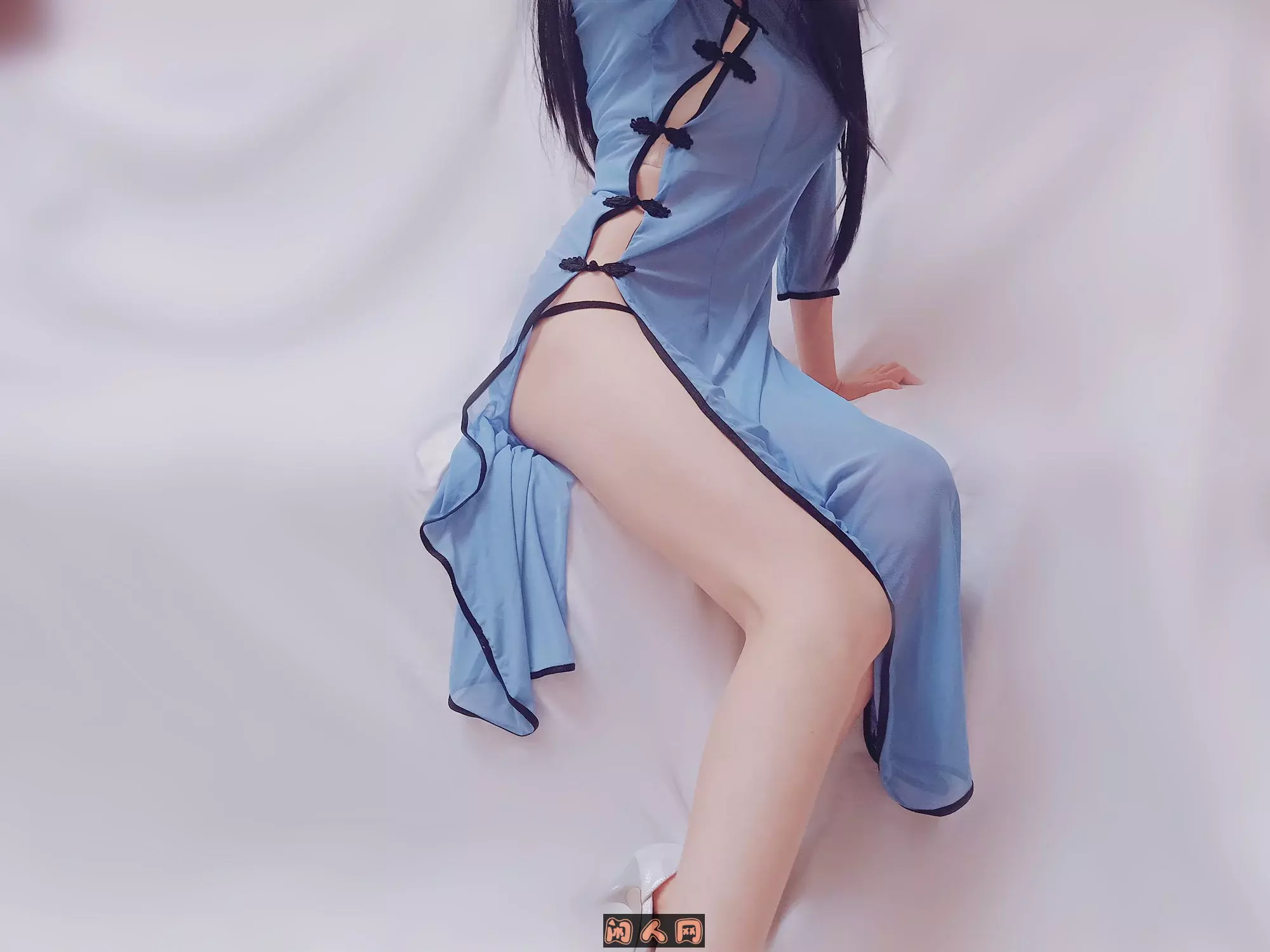 动漫网红@想要个公主抱COS长腿玉足白丝写真视频合集2.08G 美图合集 第1张-闲人网 动漫网红@想要个公主抱COS长腿玉足白丝写真视频合集2.08G